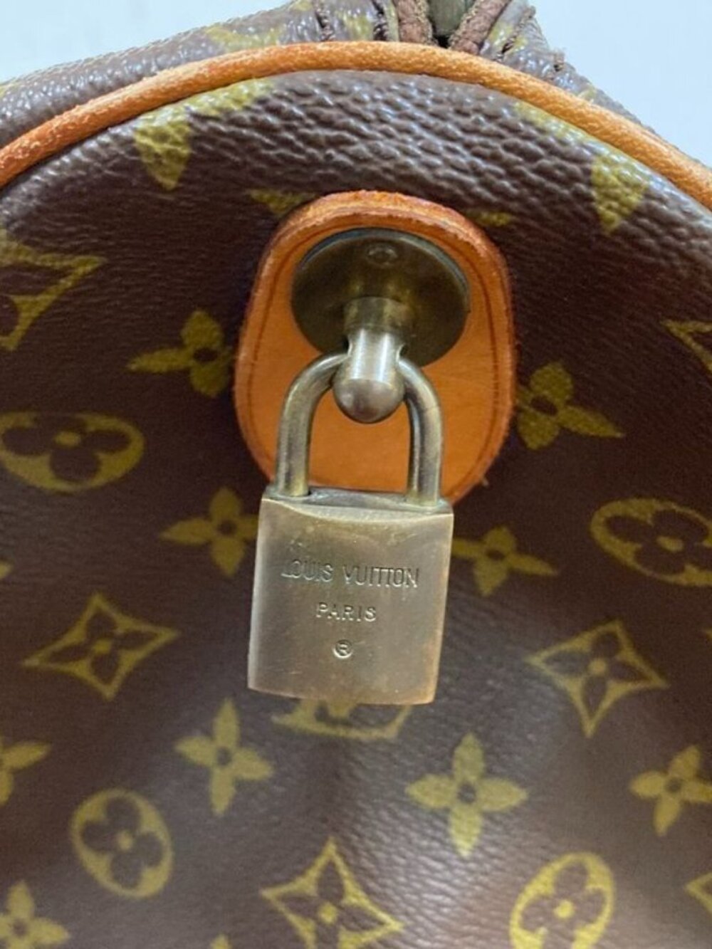 Louis Vuitton Keepall 55 Monogram Boston Bag Brown - Picture 11 of 16